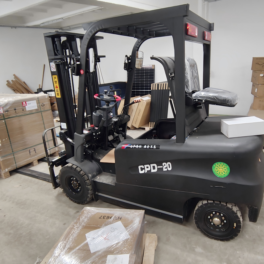 Electric Forklift Pallet Stack - مراجعة Heavy Equipment Tires وسعره